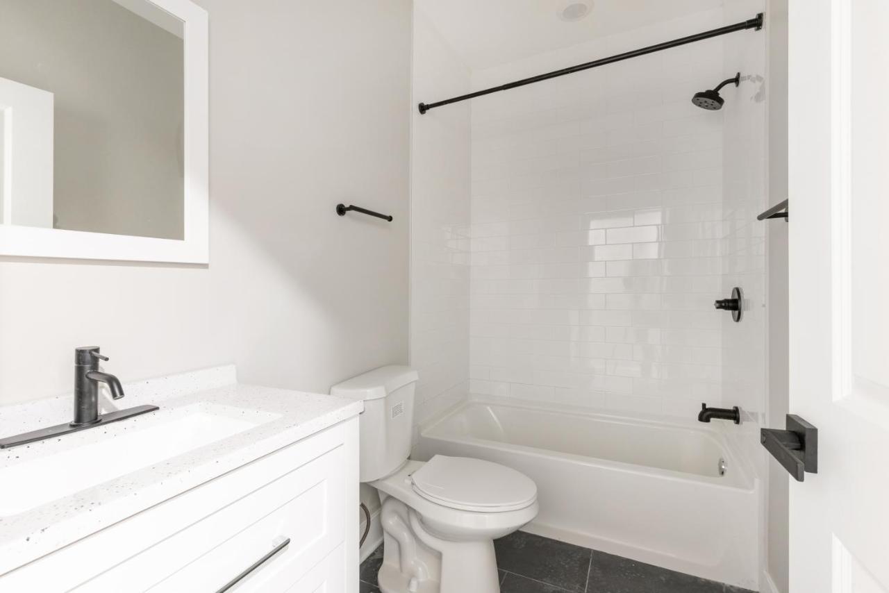 Modern 2Br 2Ba Apartment With Rooftop In Brewerytown Philadelphia Exterior foto